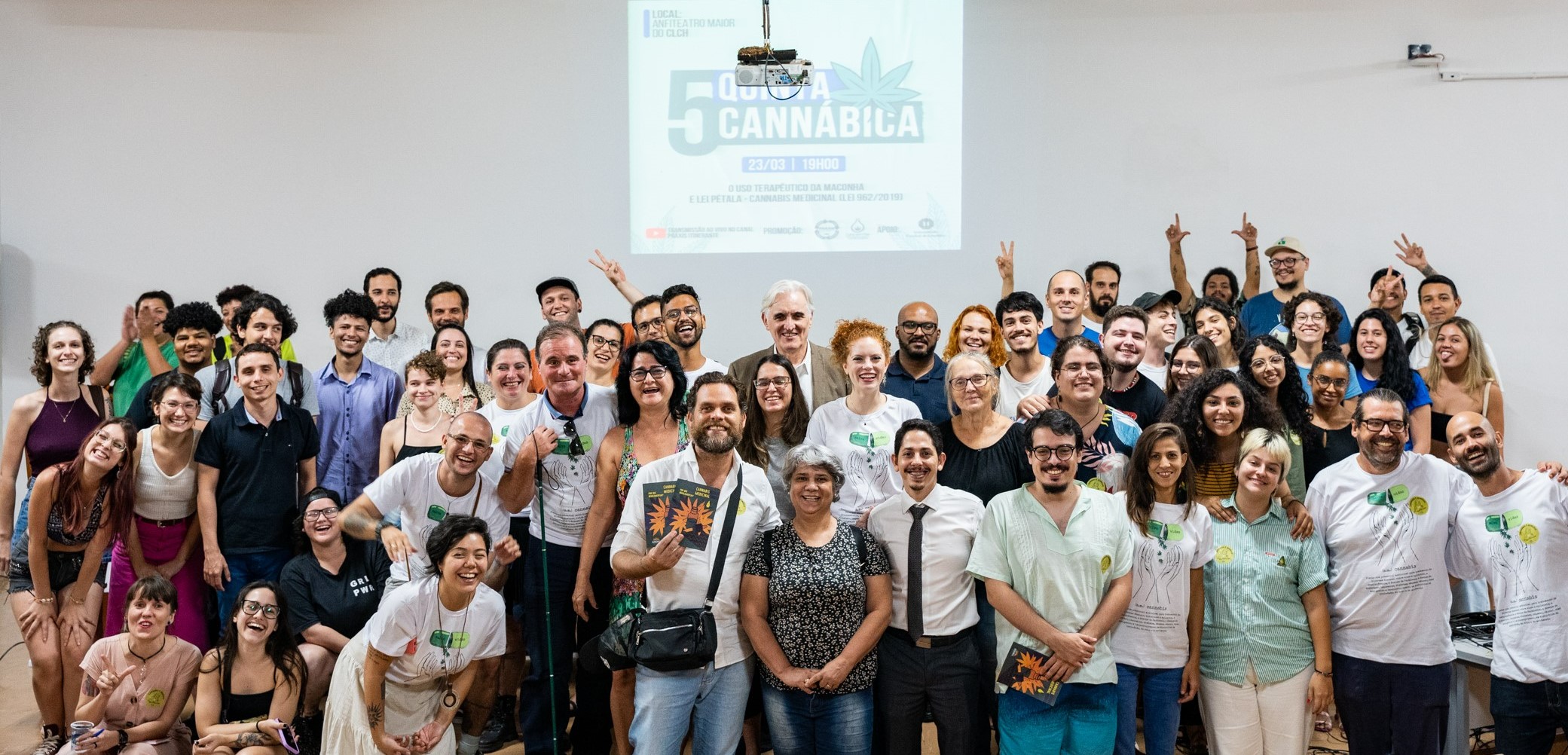 Na noite desta quinta-feira (23), Goura esteve na UEL para participar da Quinta Cannábica, evento promovido pelo Projeto de Extensão Práxis Itinerante e pela Associação Cura em Flor.